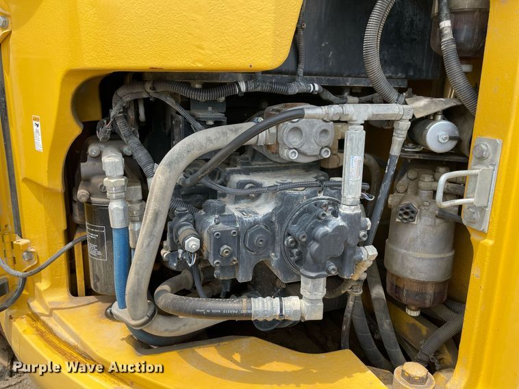 image for item MR9067 2018 Kobelco SK140SRLC  mini excavator