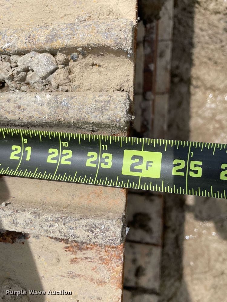 image for item MR9067 2018 Kobelco SK140SRLC  mini excavator