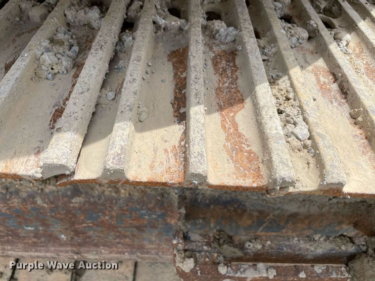 image for item MR9067 2018 Kobelco SK140SRLC  mini excavator