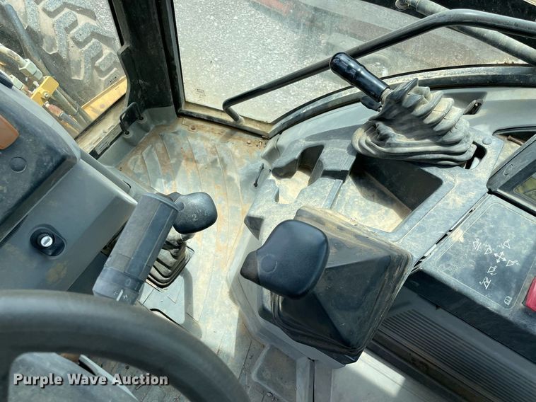 image for item MR9068 2011 Caterpillar 420E  backhoe