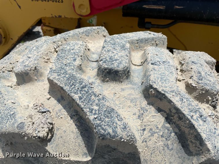 image for item MR9068 2011 Caterpillar 420E  backhoe