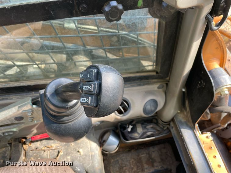 image for item MR9077 2013 Case TV380  tracked skid steer loader