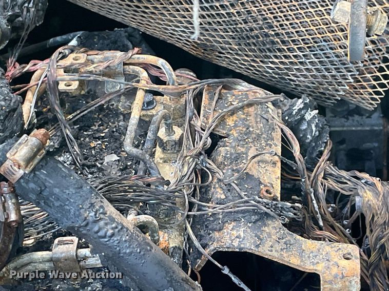 image for item MR9077 2013 Case TV380  tracked skid steer loader