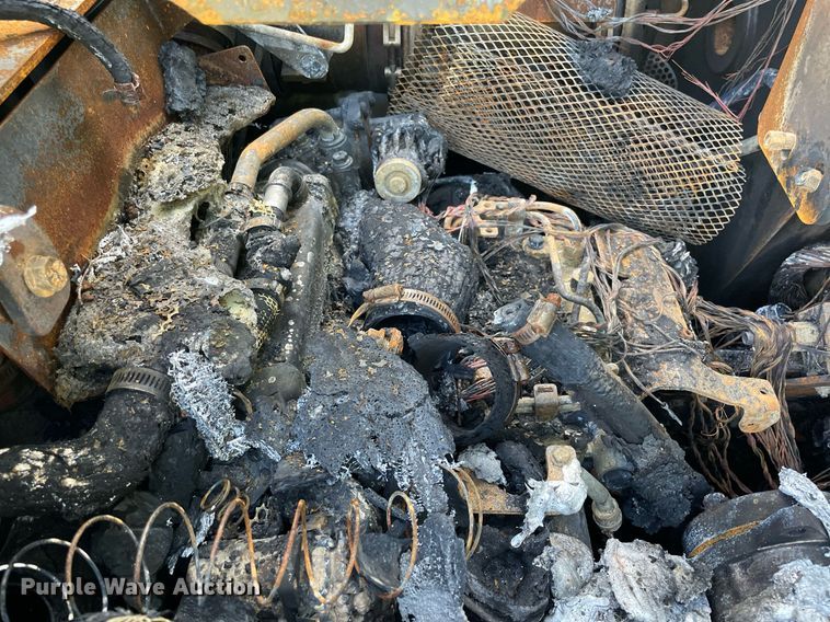 image for item MR9077 2013 Case TV380  tracked skid steer loader