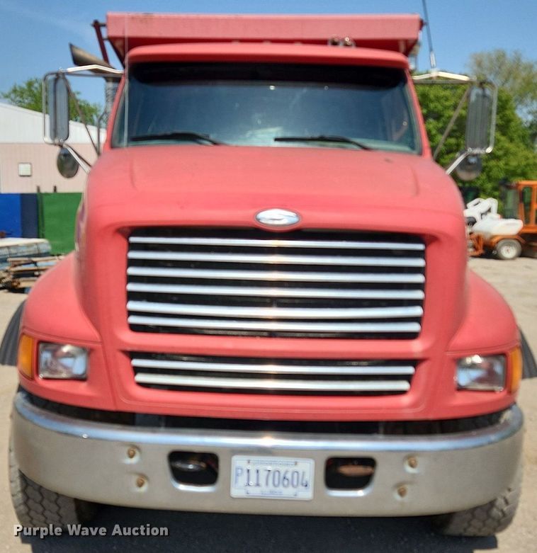 image for item MW9735 2000 Sterling L8513  dump truck