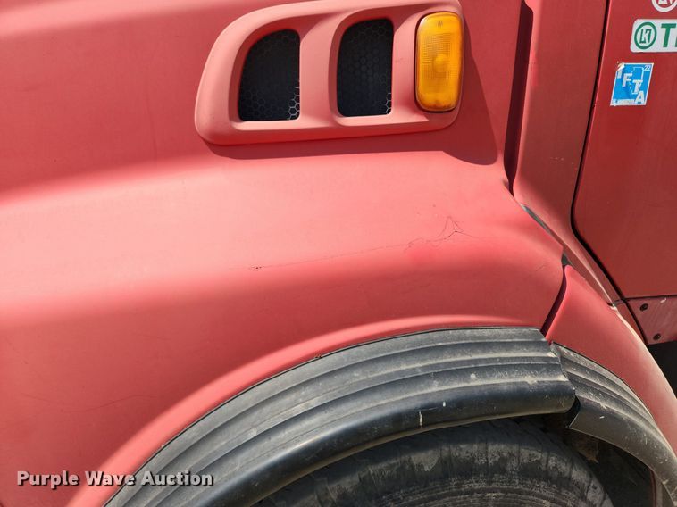 image for item MW9735 2000 Sterling L8513  dump truck