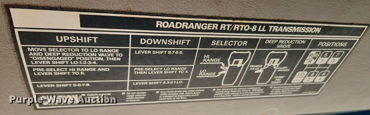 image for item MW9735 2000 Sterling L8513  dump truck