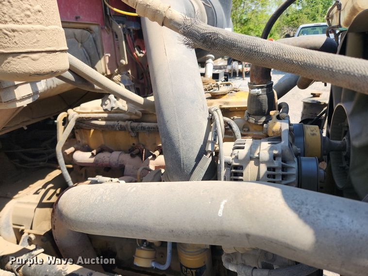 image for item MW9735 2000 Sterling L8513  dump truck