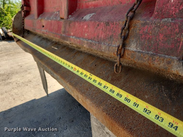 image for item MW9735 2000 Sterling L8513  dump truck