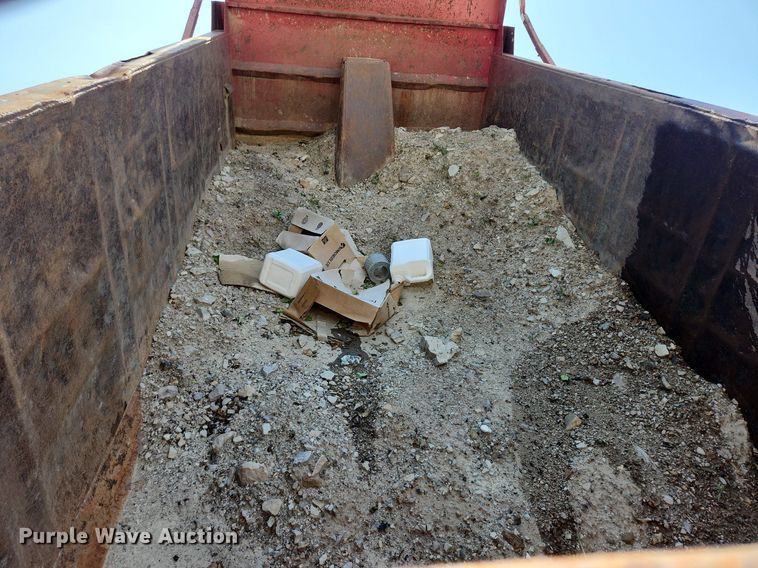 image for item MW9735 2000 Sterling L8513  dump truck