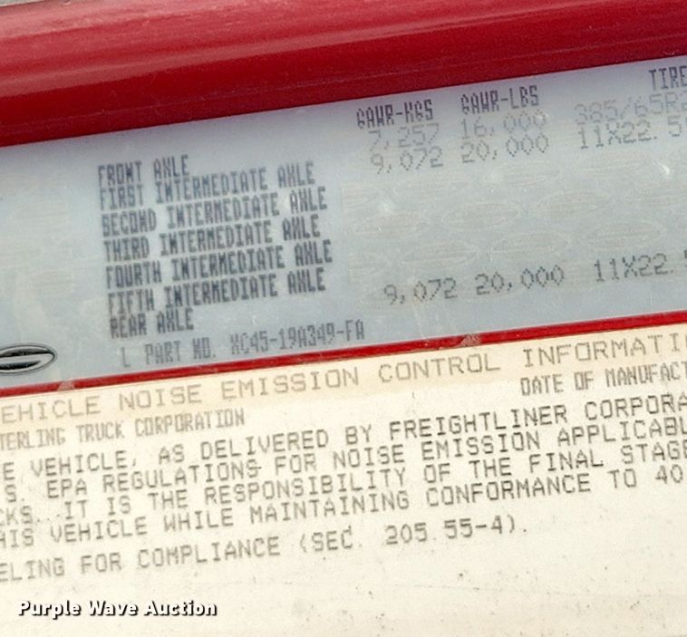 image for item MW9735 2000 Sterling L8513  dump truck