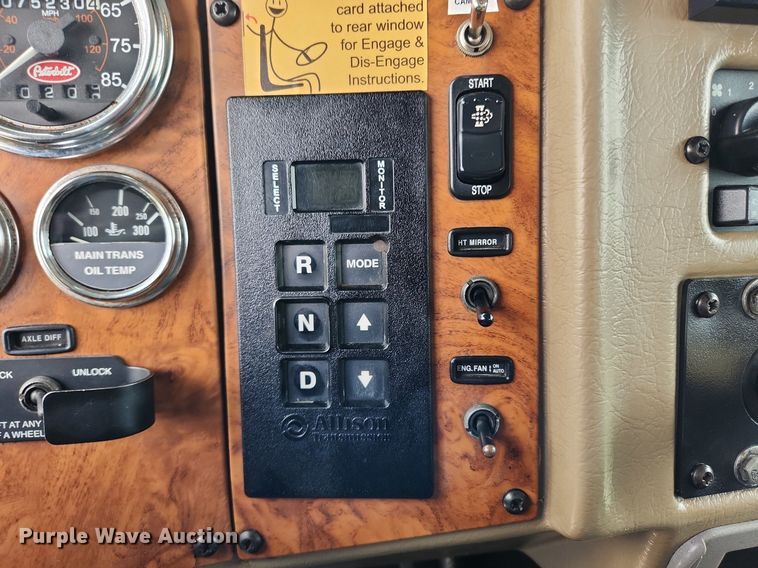 image for item MW9763 2009 Peterbilt 340  sewer jetter truck