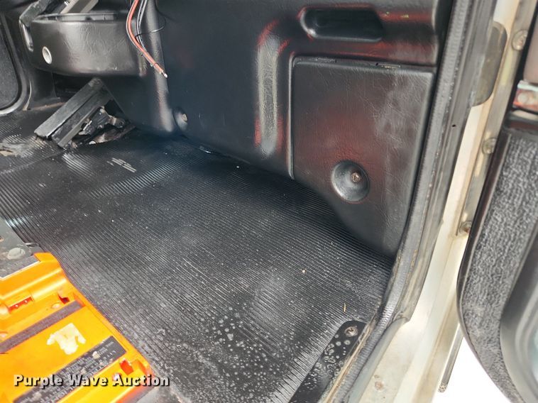 image for item MW9763 2009 Peterbilt 340  sewer jetter truck