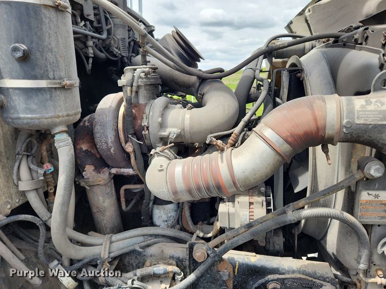 image for item MW9763 2009 Peterbilt 340  sewer jetter truck