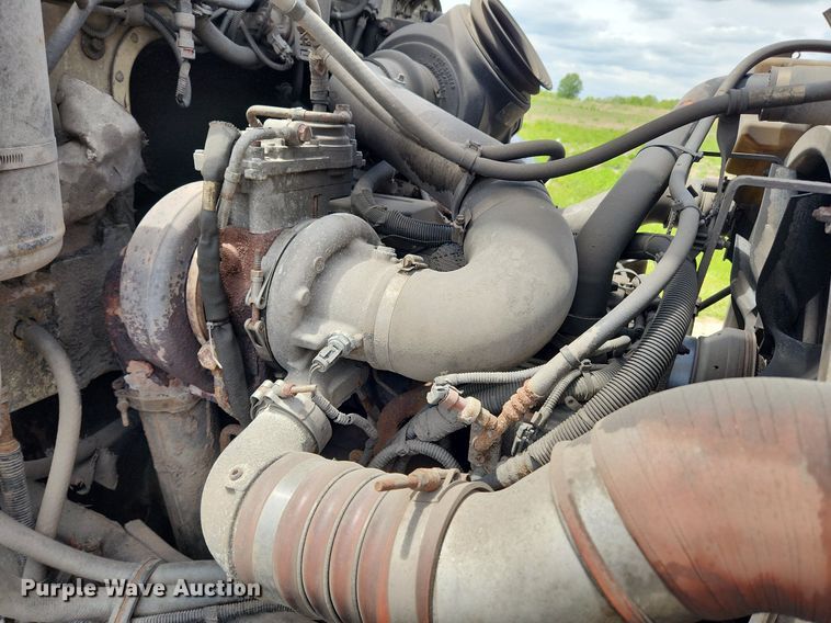 image for item MW9763 2009 Peterbilt 340  sewer jetter truck