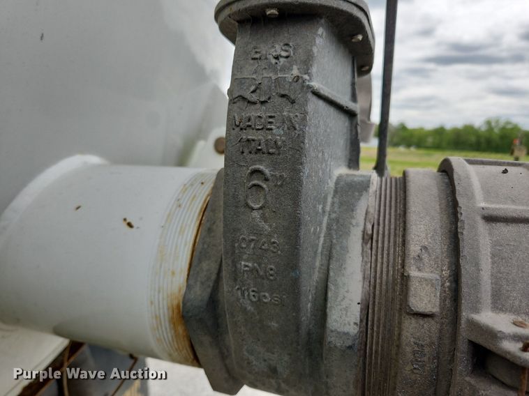 image for item MW9763 2009 Peterbilt 340  sewer jetter truck