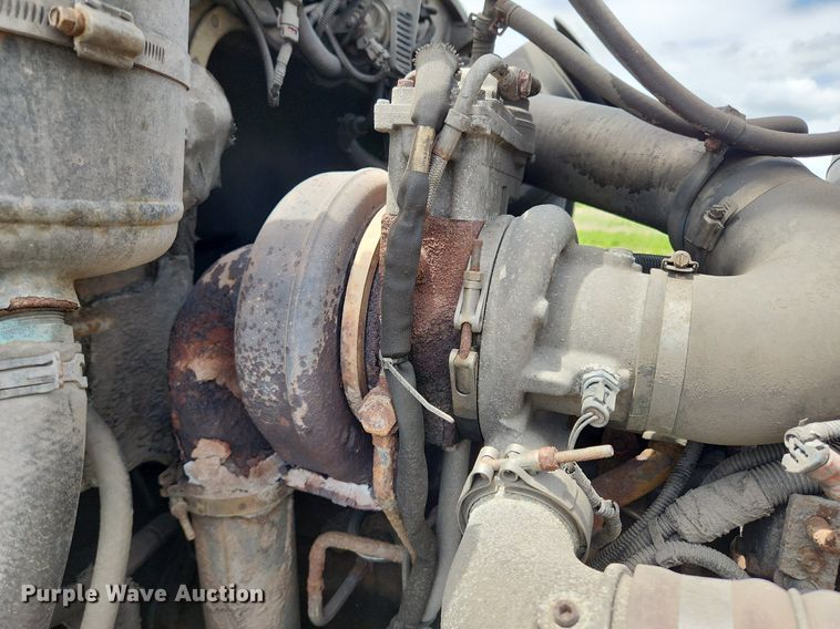 image for item MW9763 2009 Peterbilt 340  sewer jetter truck