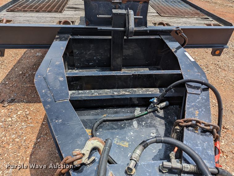 image for item MX9299 2013 Zieman  equipment trailer