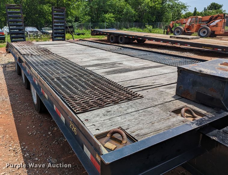 image for item MX9299 2013 Zieman  equipment trailer