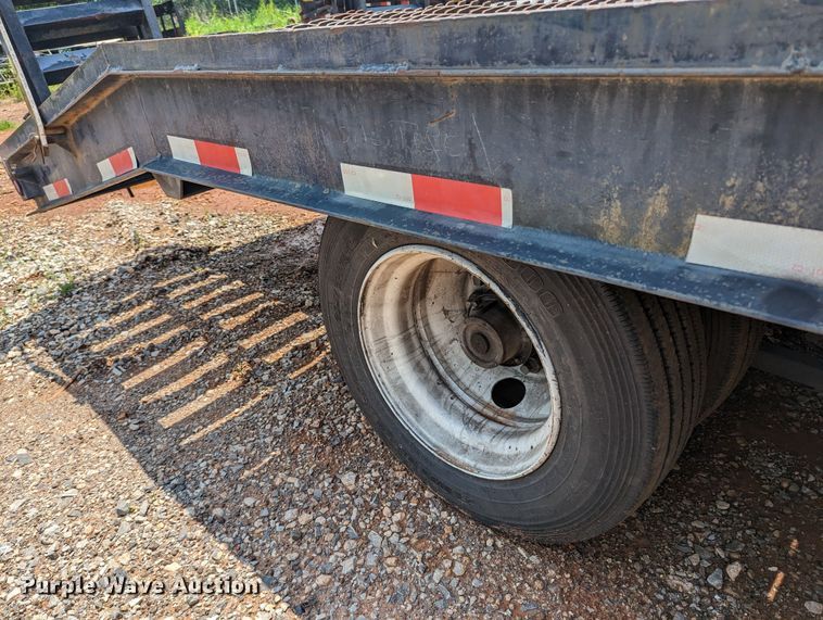 image for item MX9299 2013 Zieman  equipment trailer