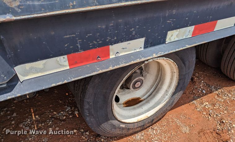 image for item MX9299 2013 Zieman  equipment trailer