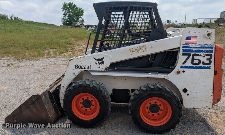 image for item MY9298 2001 Bobcat 763  skid steer loader