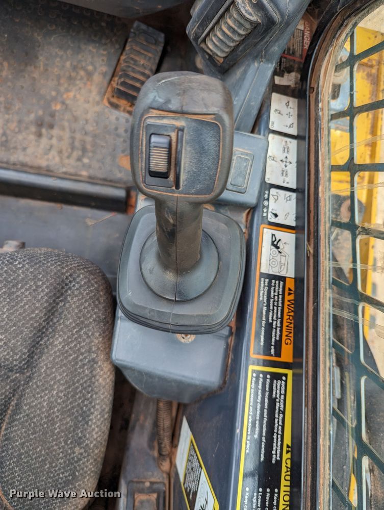 image for item MY9305 2017 John Deere 333G  tracked skid steer loader