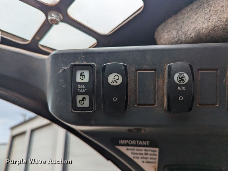 image for item MY9305 2017 John Deere 333G  tracked skid steer loader