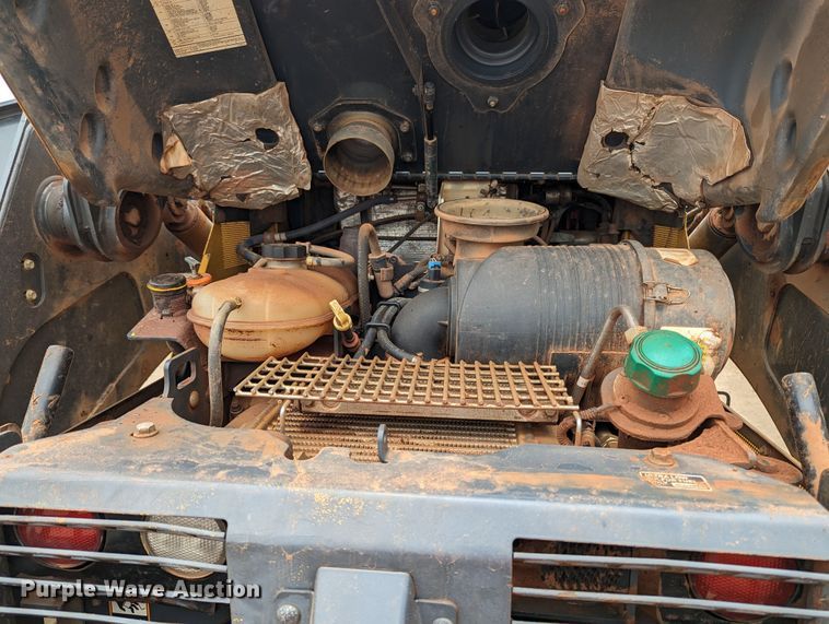 image for item MY9305 2017 John Deere 333G  tracked skid steer loader