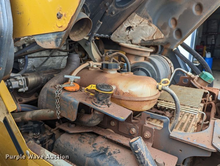 image for item MY9305 2017 John Deere 333G  tracked skid steer loader