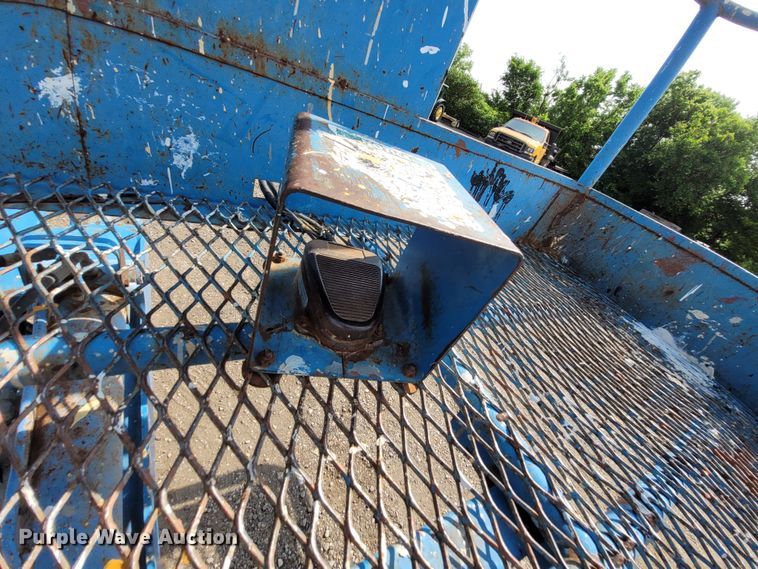 image for item NX9488 1998 Genie Z45/22  boom lift