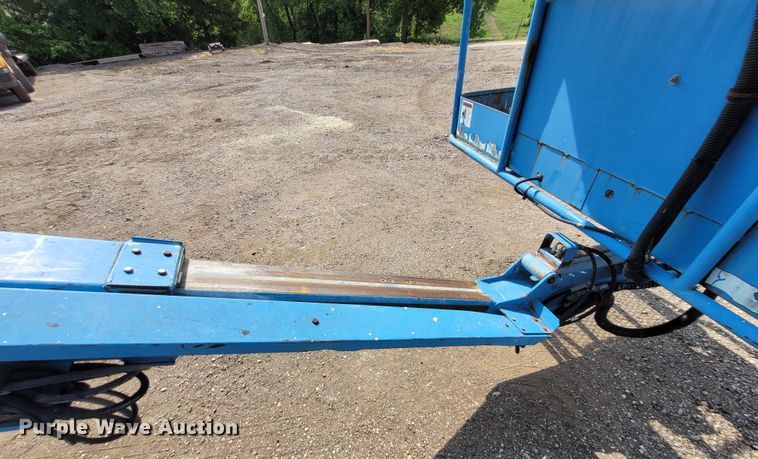 image for item NX9488 1998 Genie Z45/22  boom lift