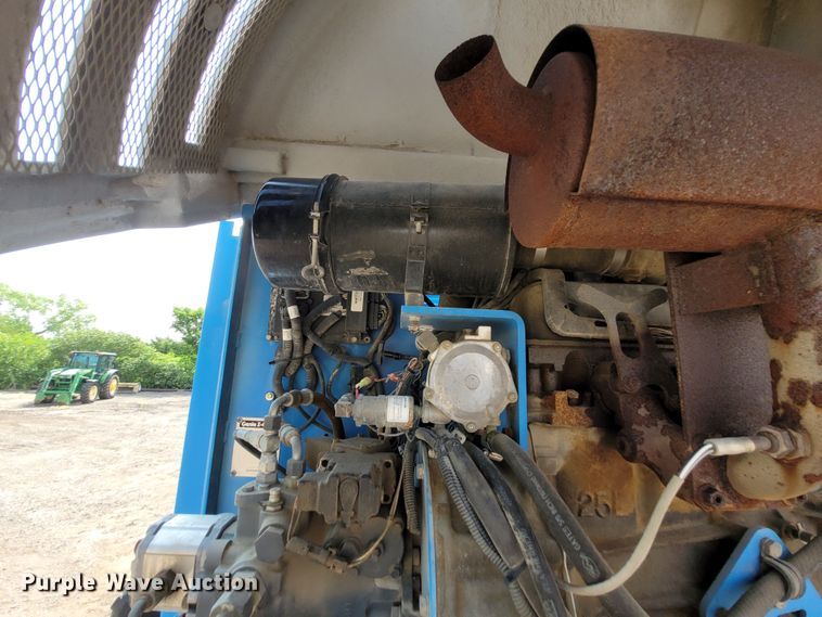 image for item NX9488 1998 Genie Z45/22  boom lift