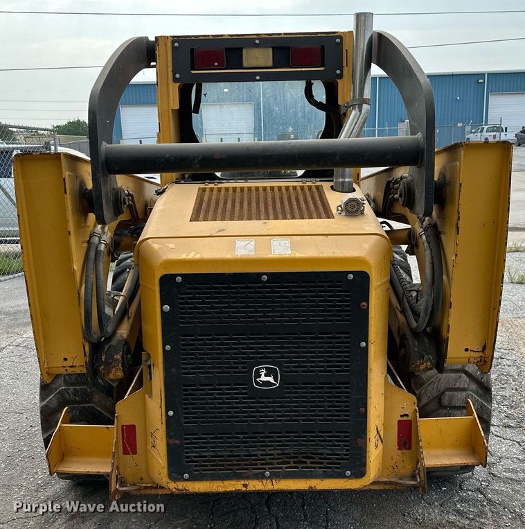 image for item OG9000 2008 John Deere 328  skid steer loader