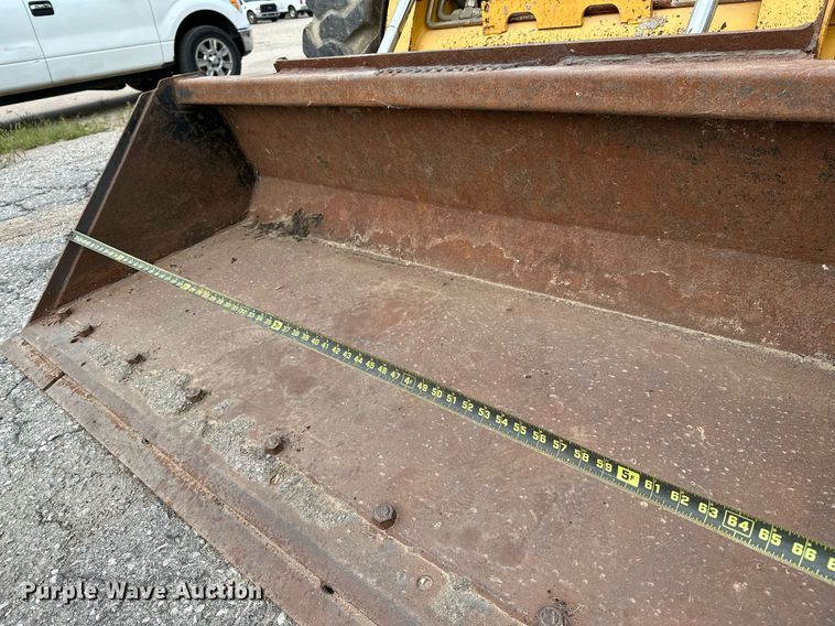 image for item OG9000 2008 John Deere 328  skid steer loader