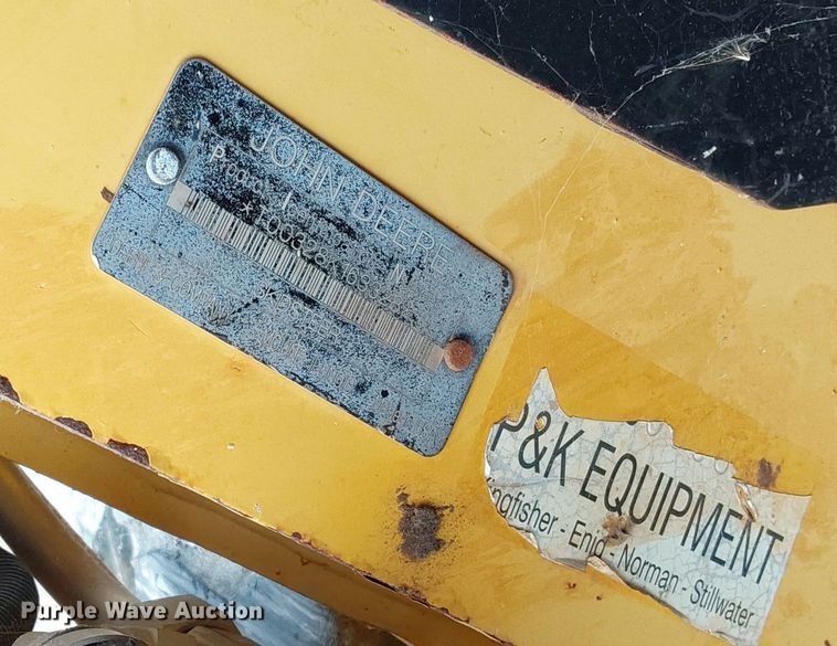 image for item OG9000 2008 John Deere 328  skid steer loader