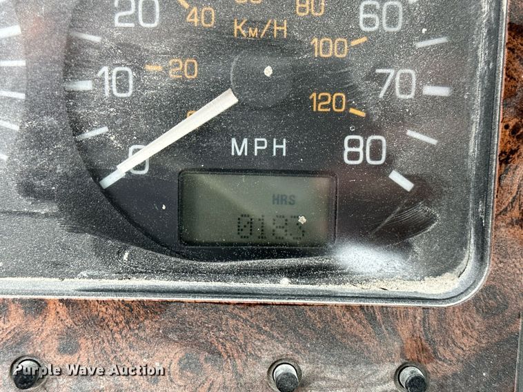 image for item OG9011 2000 Volvo WGM  ready mix truck