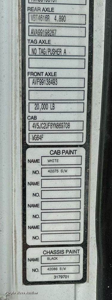 image for item OG9011 2000 Volvo WGM  ready mix truck