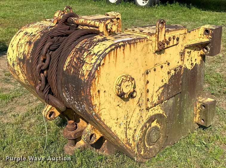 image for item OG9017 Caterpillar 57PS  winch