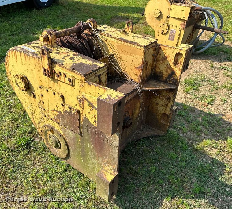 image for item OG9017 Caterpillar 57PS  winch