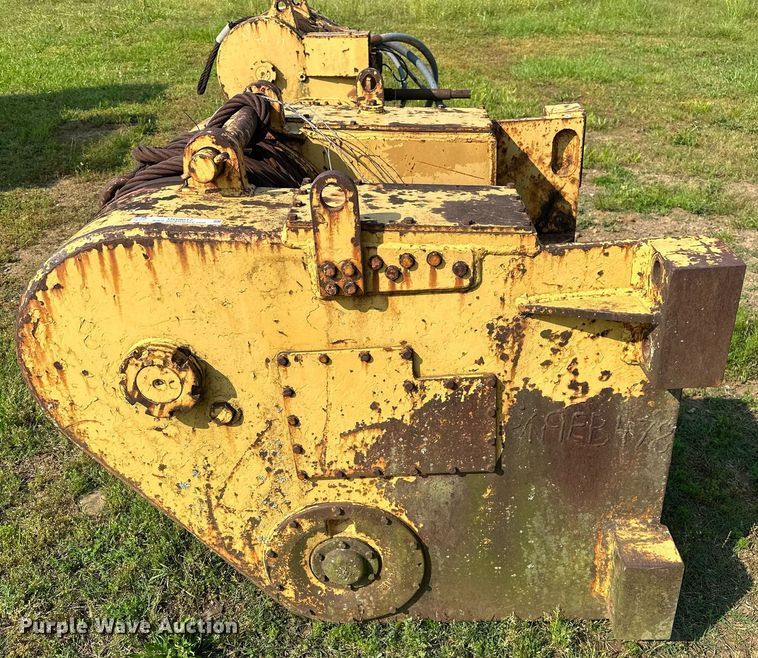 image for item OG9017 Caterpillar 57PS  winch