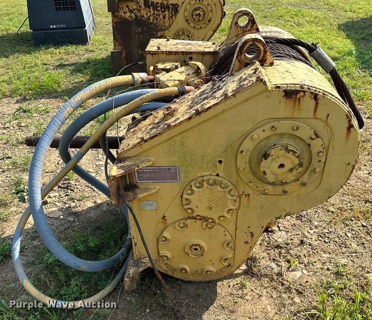image for item OG9018 Caterpillar A367  winch