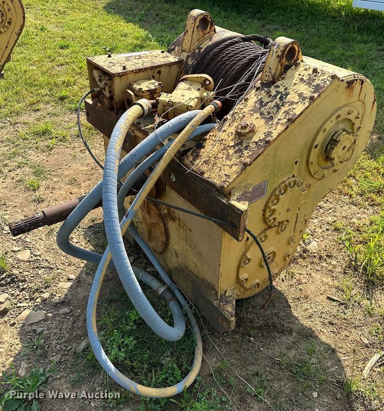 image for item OG9018 Caterpillar A367  winch