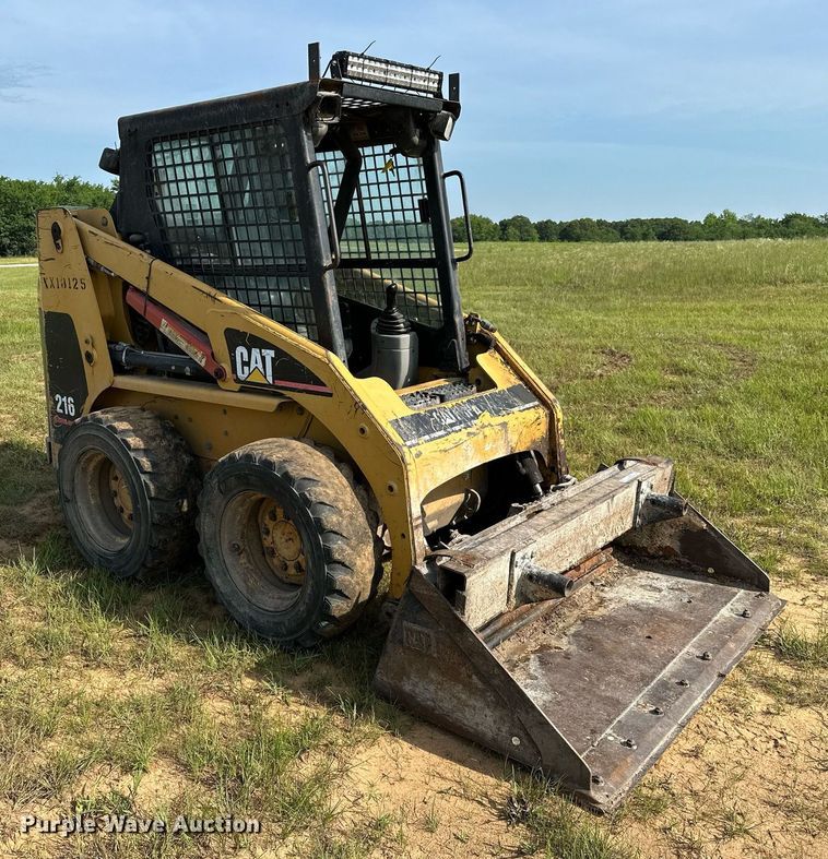 image for item OG9044 2000 Caterpillar 216  skid steer loader