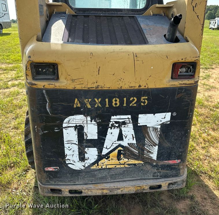 image for item OG9044 2000 Caterpillar 216  skid steer loader