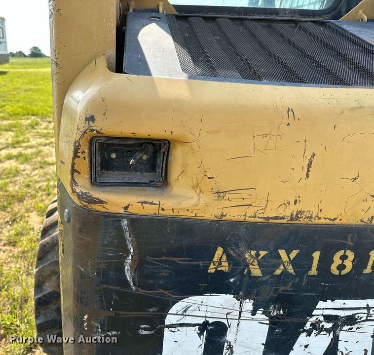 image for item OG9044 2000 Caterpillar 216  skid steer loader