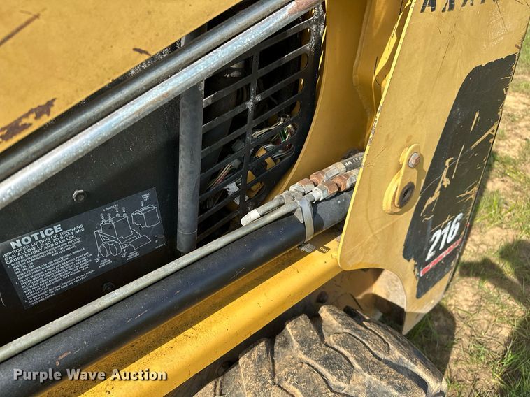 image for item OG9044 2000 Caterpillar 216  skid steer loader