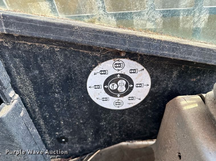 image for item OG9044 2000 Caterpillar 216  skid steer loader