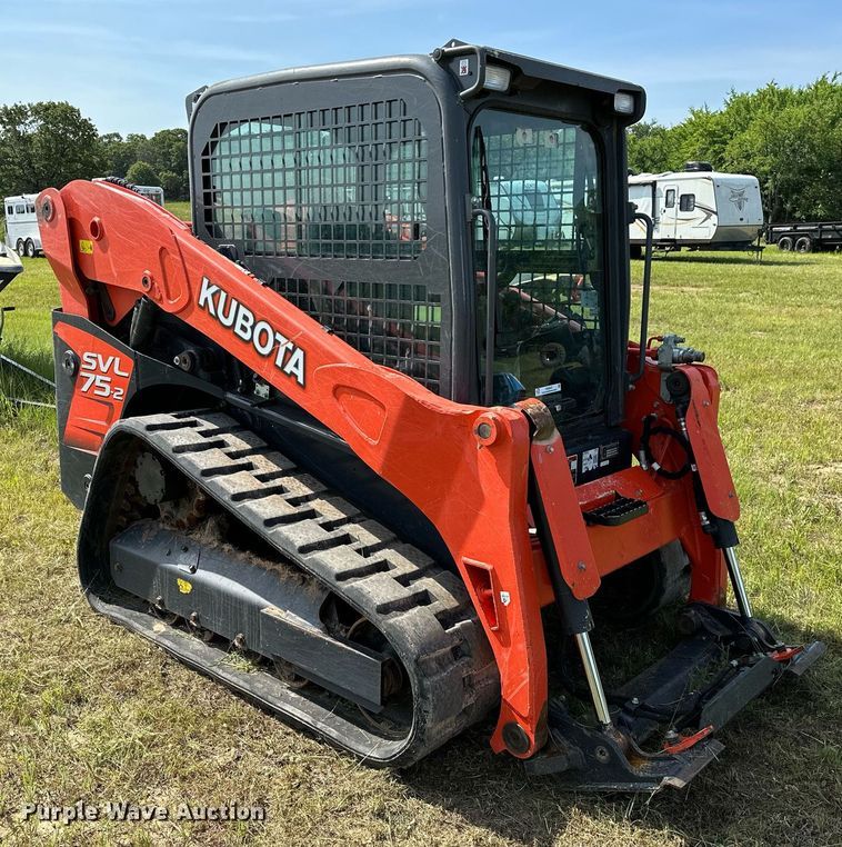 image for item OG9047 2019 Kubota SVL75-2  tracked skid steer loader