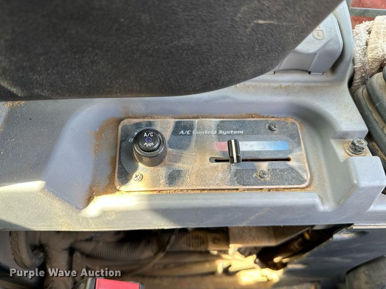 image for item OG9047 2019 Kubota SVL75-2  tracked skid steer loader